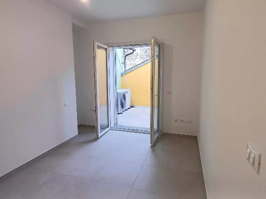 Immagine 18 di Appartamento in vendita  a Villanova D'albenga