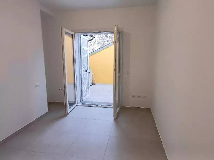 Immagine 11 di Appartamento in vendita  a Villanova D'albenga