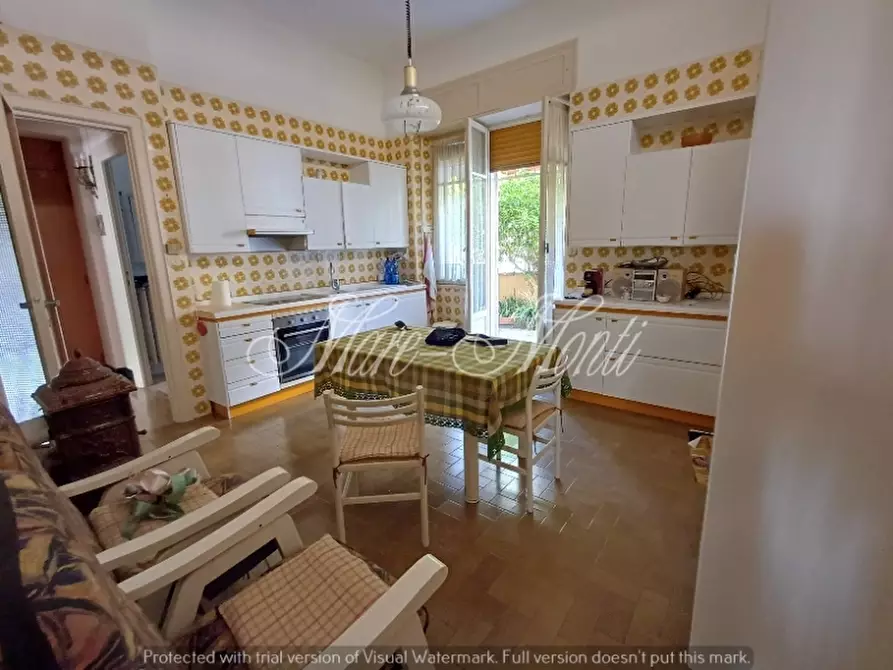 Immagine 23 di Villa in vendita  in viale sant'erasmo 1 a Alassio