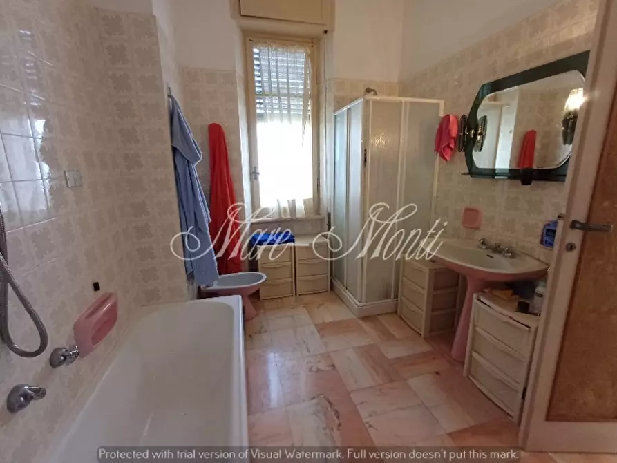 Immagine 24 di Villa in vendita  in viale sant'erasmo 1 a Alassio