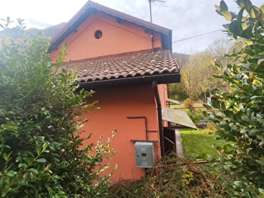 Immagine 11 di Casa indipendente in vendita  a Garessio