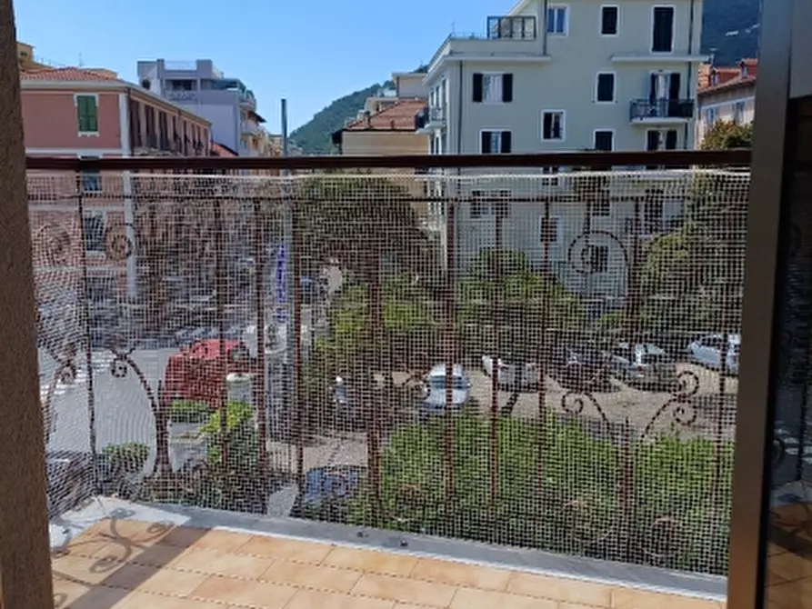 Immagine 10 di Appartamento in affitto  a Alassio