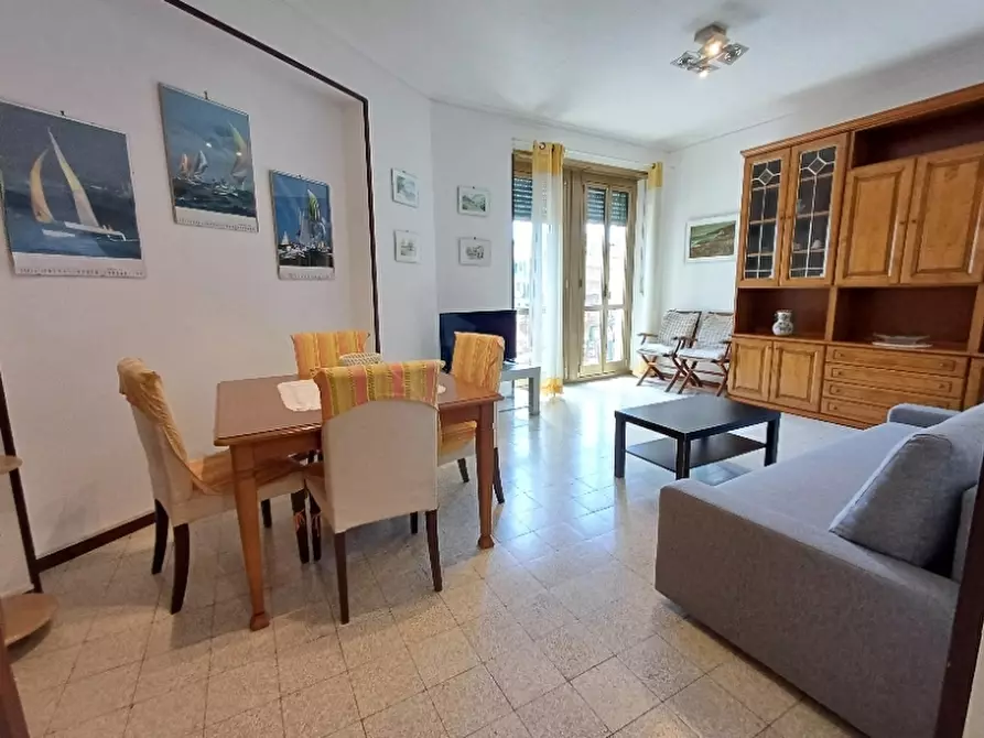 Immagine 12 di Appartamento in affitto  a Alassio