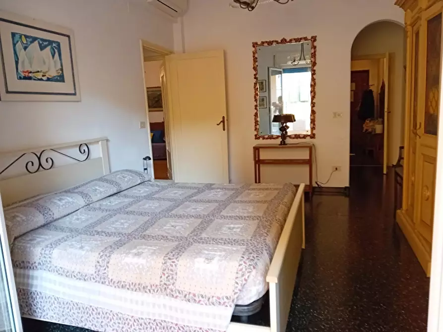 Immagine 27 di Appartamento in affitto  a Alassio