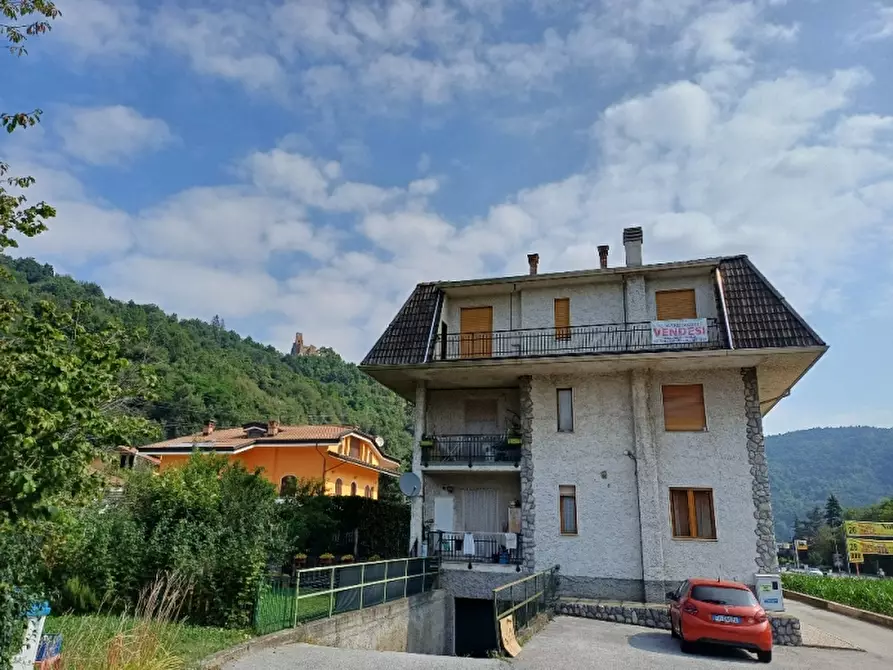 Immagine 33 di Attico in vendita  a Nucetto