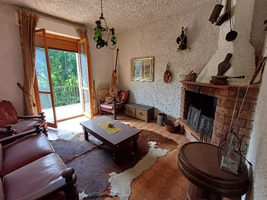 Immagine 36 di Attico in vendita  a Nucetto