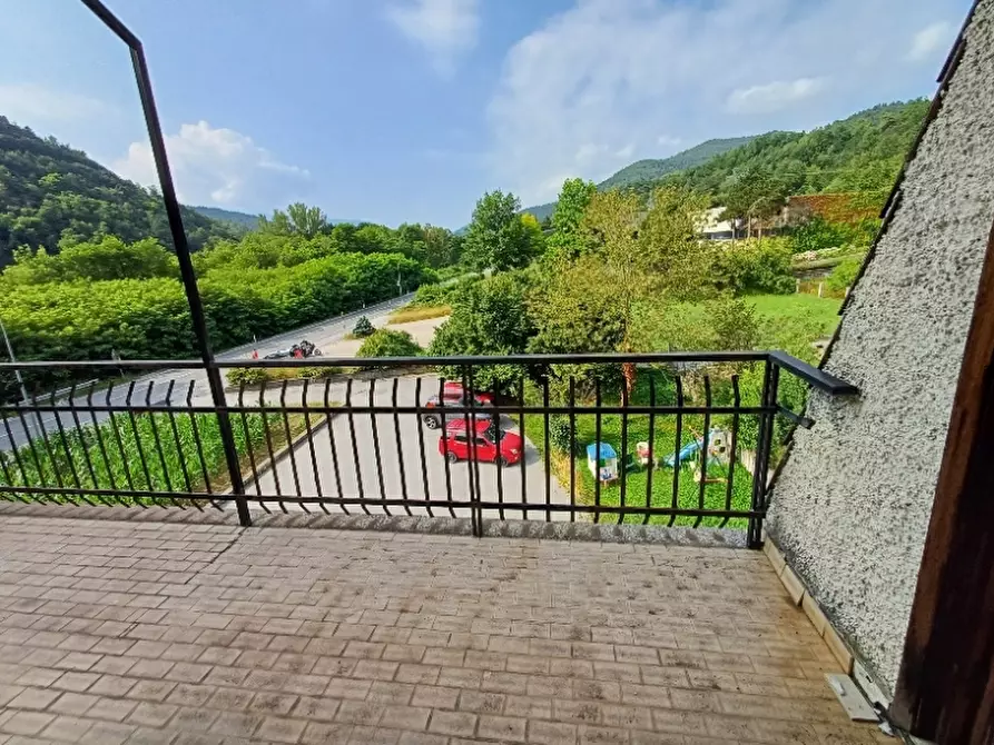 Immagine 37 di Attico in vendita  a Nucetto