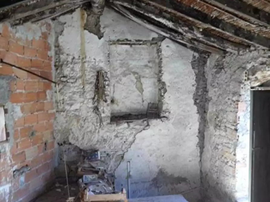 Immagine 11 di Rustico / casale in vendita  a Villa Faraldi