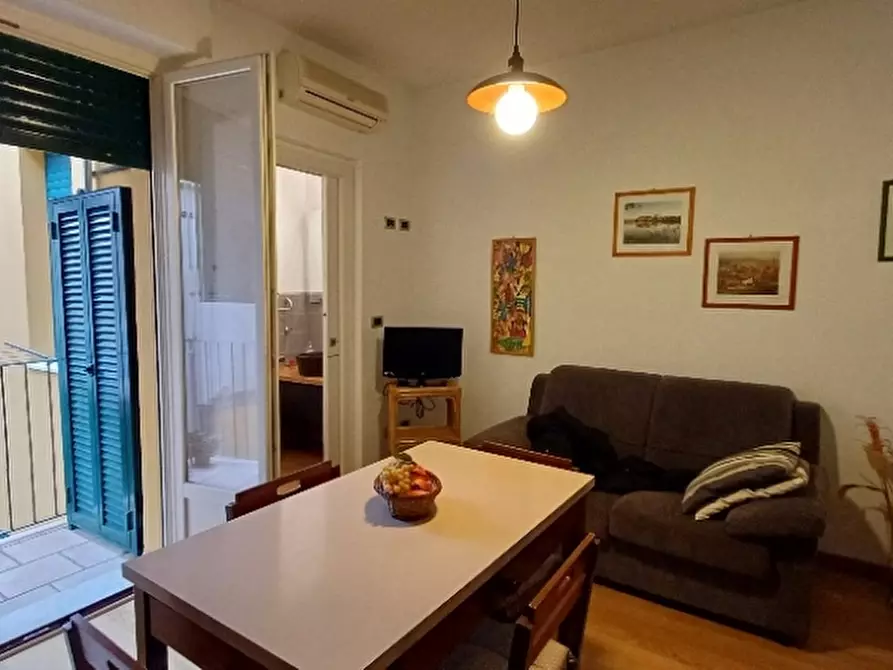 Immagine 40 di Appartamento in vendita  in via mazzini a Alassio