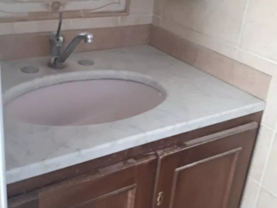 Immagine 8 di Negozio in vendita  a Alassio