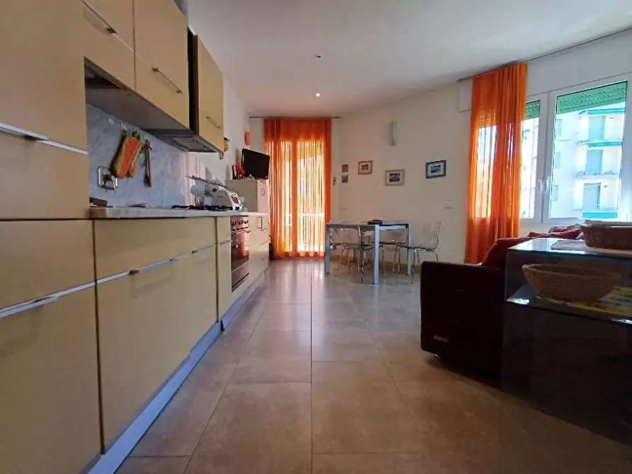 Immagine 2 di Appartamento in affitto  a Alassio