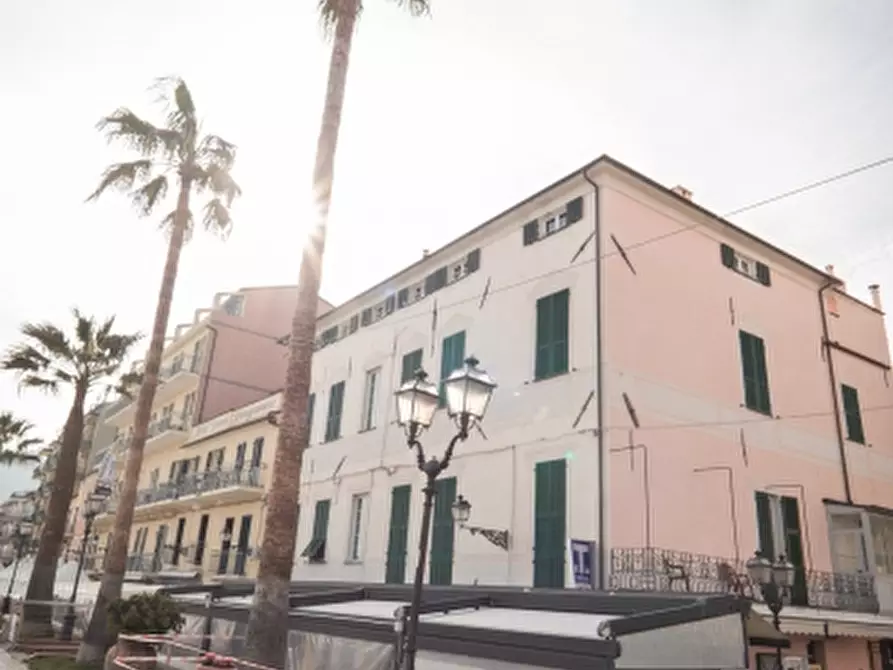 Immagine 17 di Appartamento in affitto  a Alassio