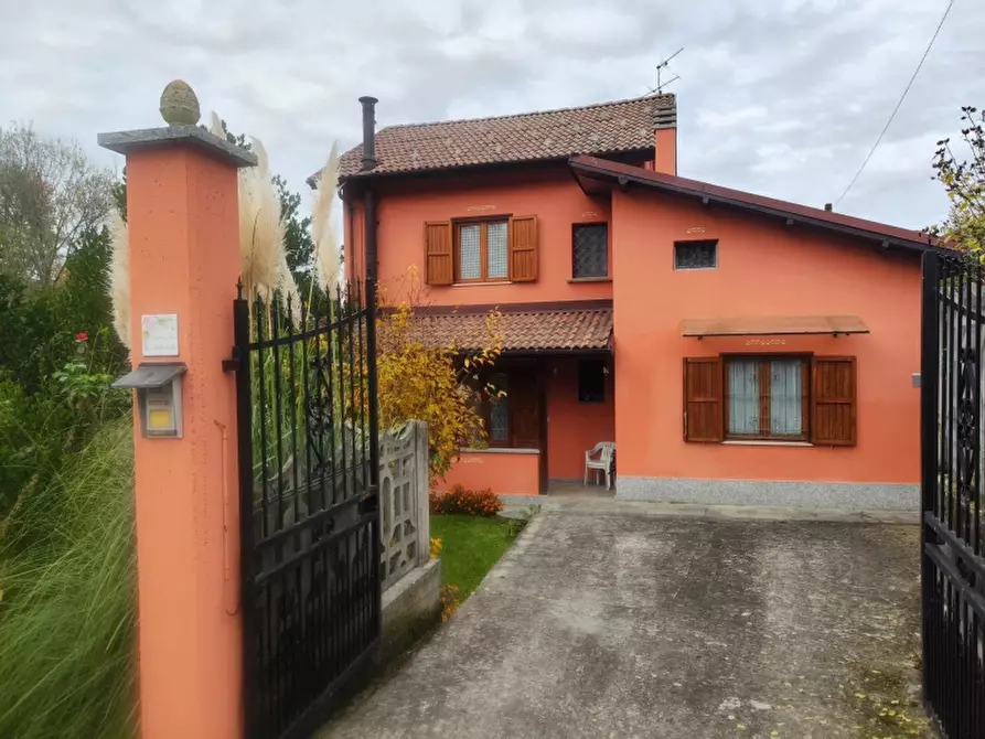 Immagine 1 di Casa indipendente in vendita  a Garessio