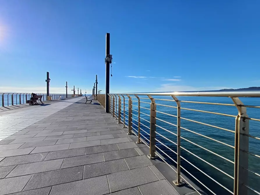 Immagine 1 di Porzione di casa in vendita  a Alassio