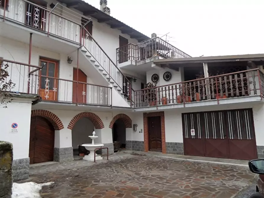 Immagine 1 di Casa bifamiliare in vendita  in via tanaro a Bagnasco