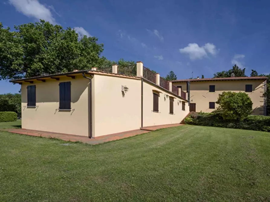 Immagine 16 di Villa in vendita  in galliano a Scarperia E San Piero