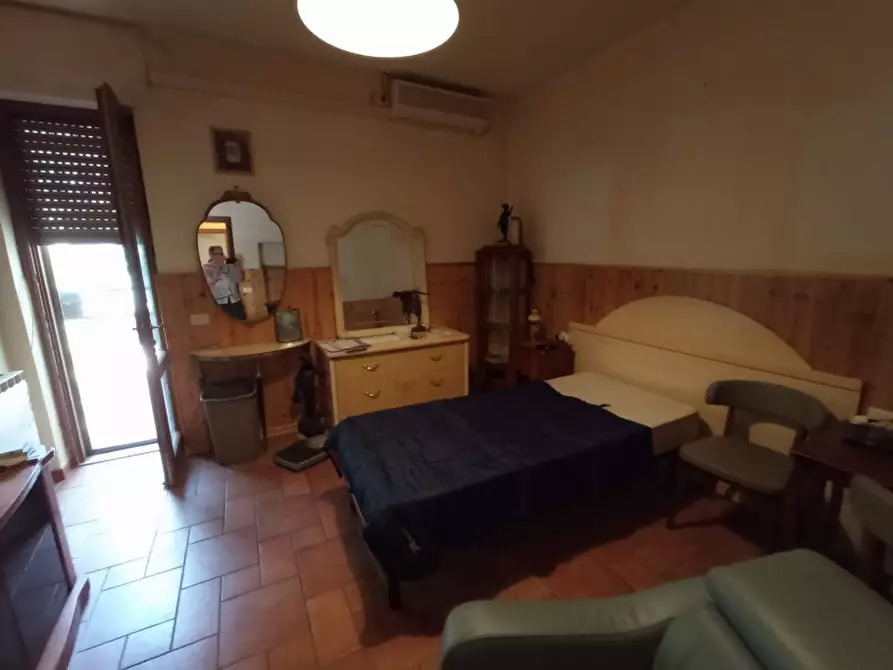 Immagine 4 di Appartamento in vendita  in viale Kennedy a Scarperia E San Piero