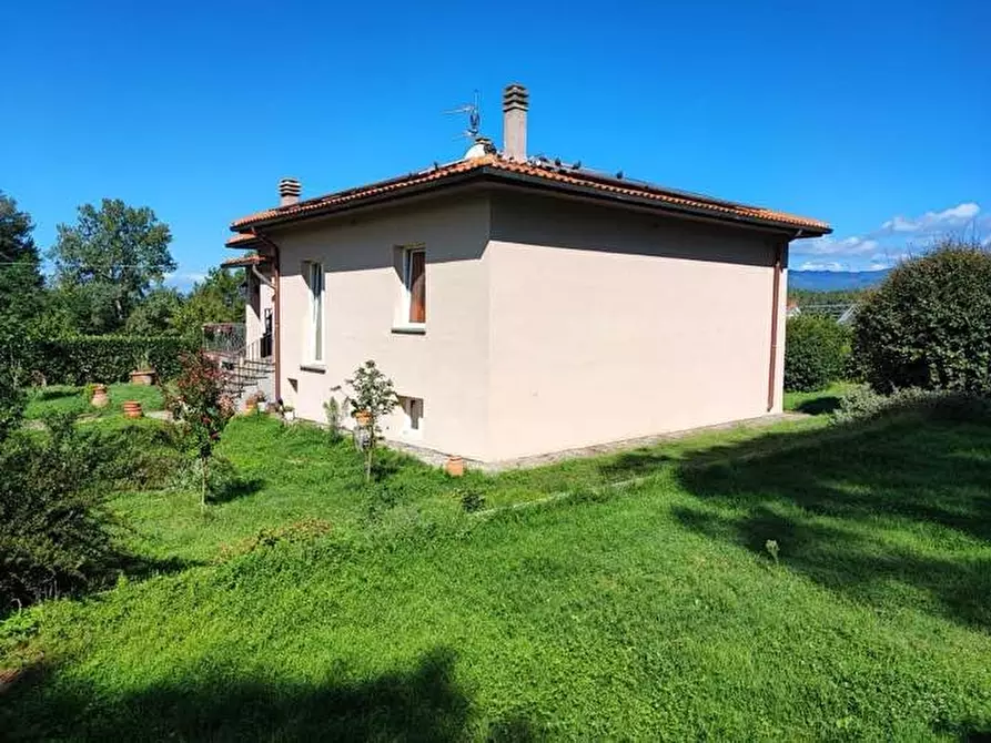 Immagine 19 di Villa in vendita  in via sagginalese a Vicchio
