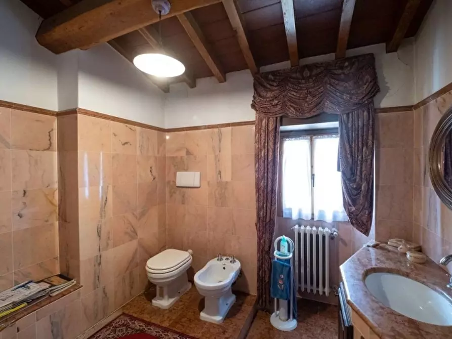 Immagine 16 di Azienda agricola in vendita  in RUFINA a Rufina