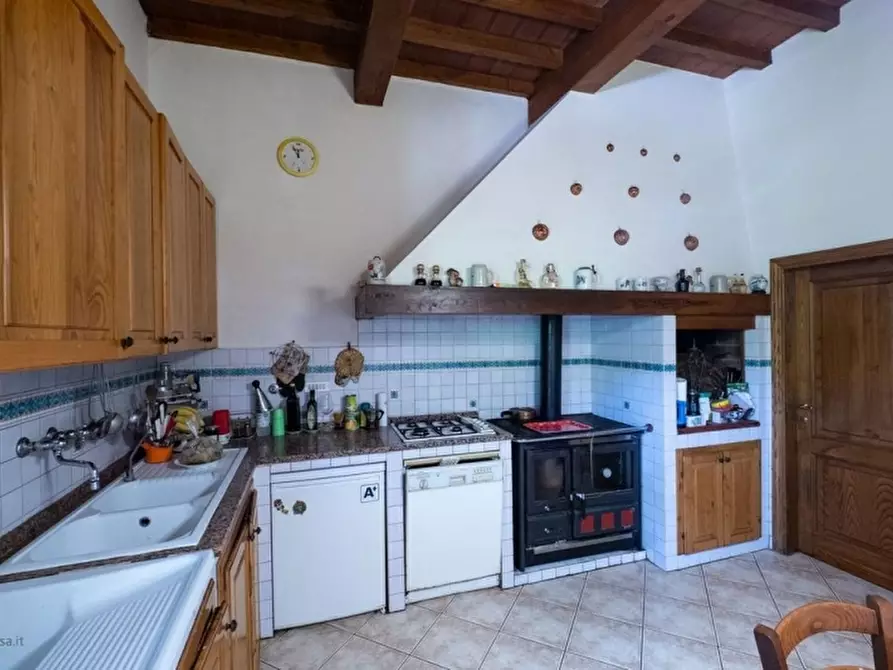 Immagine 17 di Azienda agricola in vendita  in RUFINA a Rufina