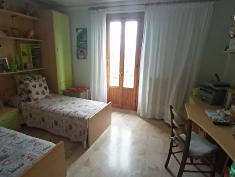 Immagine 10 di Appartamento in vendita  in SCARPERIA E SAN PIERO a Scarperia E San Piero