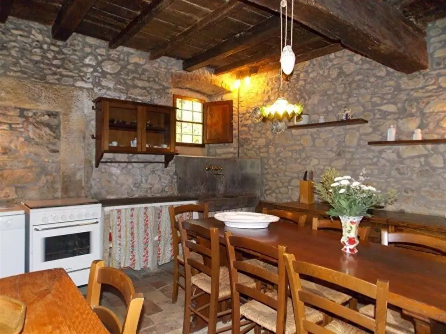 Immagine 5 di Immobile di prestigio in vendita  in FRAZIONE RONTA a Borgo San Lorenzo