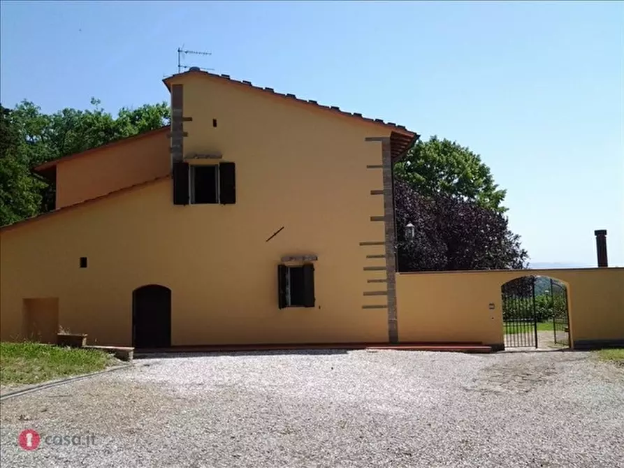 Immagine 14 di Villa in vendita  in galliano a Scarperia E San Piero