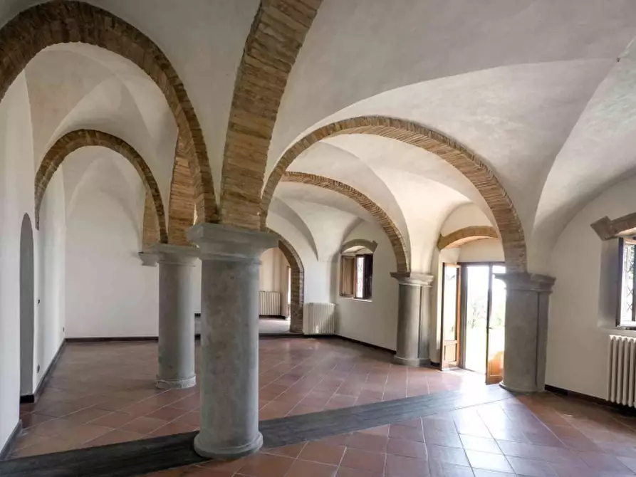 Immagine 15 di Villa in vendita  in galliano a Scarperia E San Piero