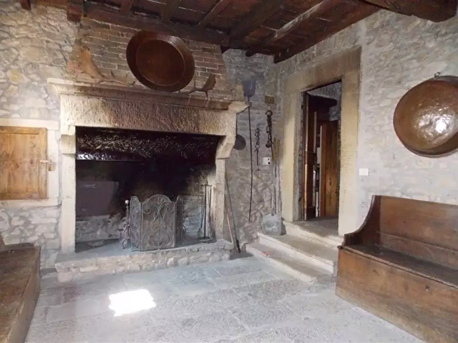 Immagine 18 di Immobile di prestigio in vendita  in FRAZIONE RONTA a Borgo San Lorenzo