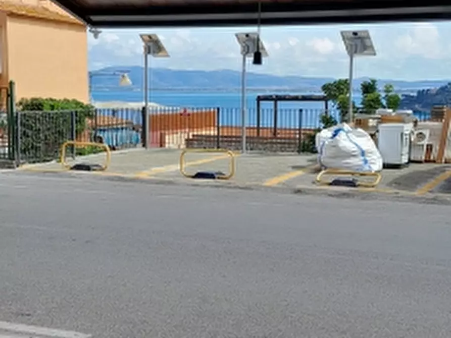 Immagine 1 di Garage in vendita  a Monte Argentario