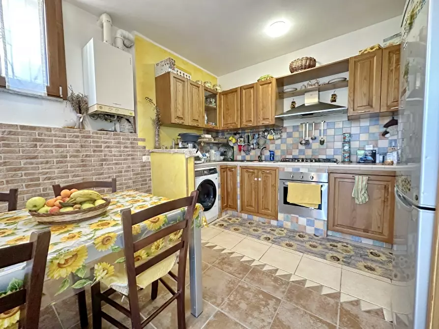 Immagine 2 di Appartamento in vendita  in via Rossini 12 a Gavorrano