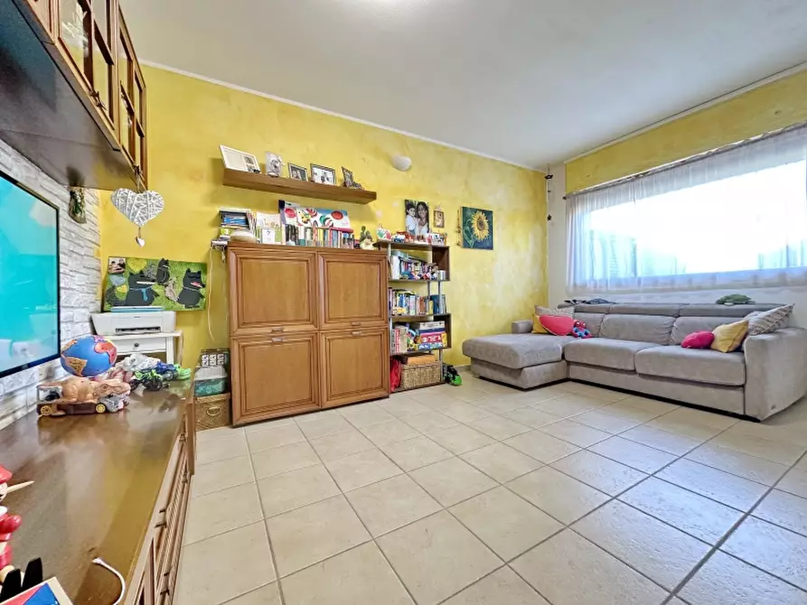 Immagine 10 di Appartamento in vendita  in via Rossini 12 a Gavorrano