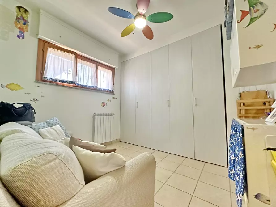 Immagine 16 di Appartamento in vendita  in via Rossini 12 a Gavorrano