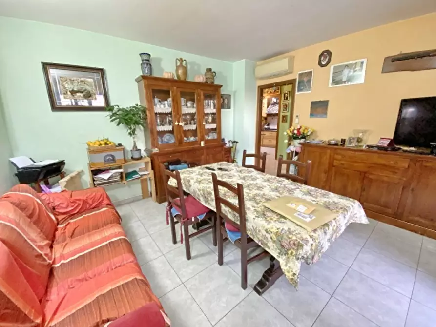 Immagine 1 di Appartamento in vendita  in Via Galileo Galilei 3 a Gavorrano