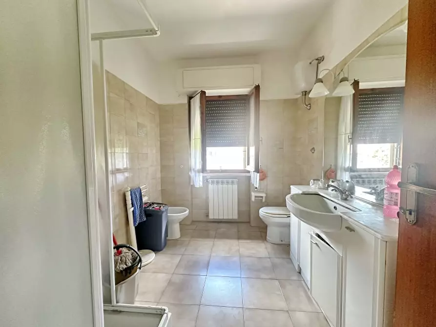 Immagine 15 di Villa in vendita  in via Rossini a Gavorrano