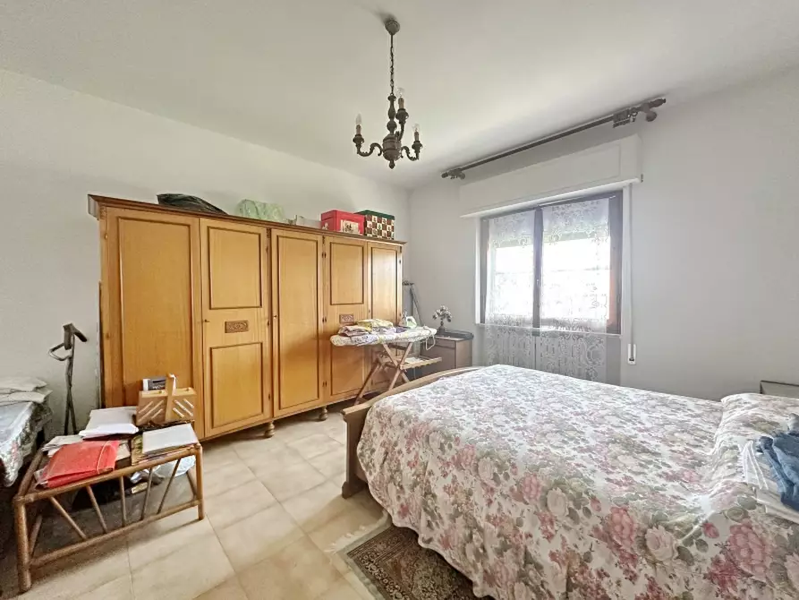 Immagine 10 di Villa in vendita  in via Rossini a Gavorrano