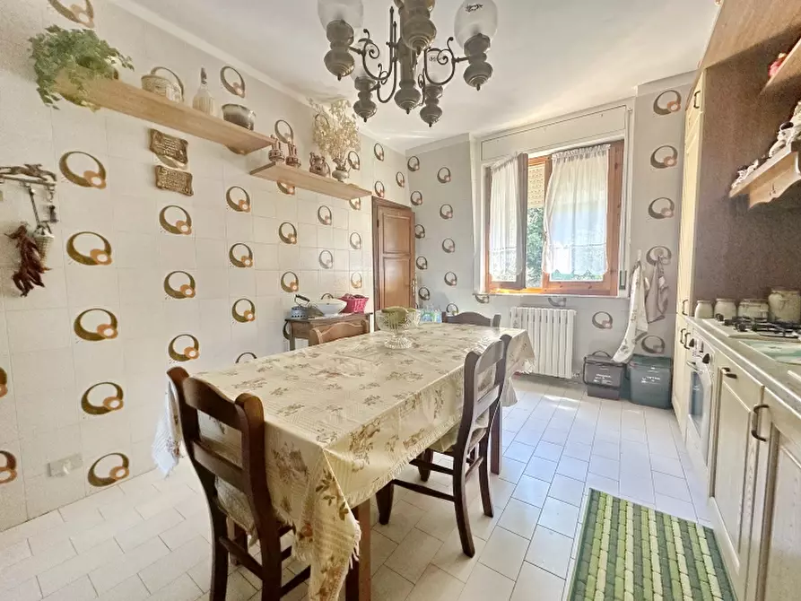 Immagine 2 di Appartamento in vendita  in VIA DELLA SERRA a Gavorrano