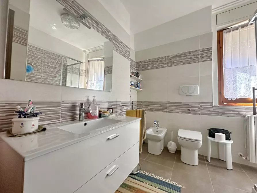 Immagine 15 di Appartamento in vendita  in VIA DELLA SERRA a Gavorrano