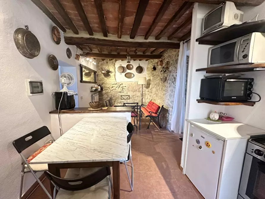 Immagine 2 di Appartamento in vendita  in VIA SAURO 17 a Gavorrano