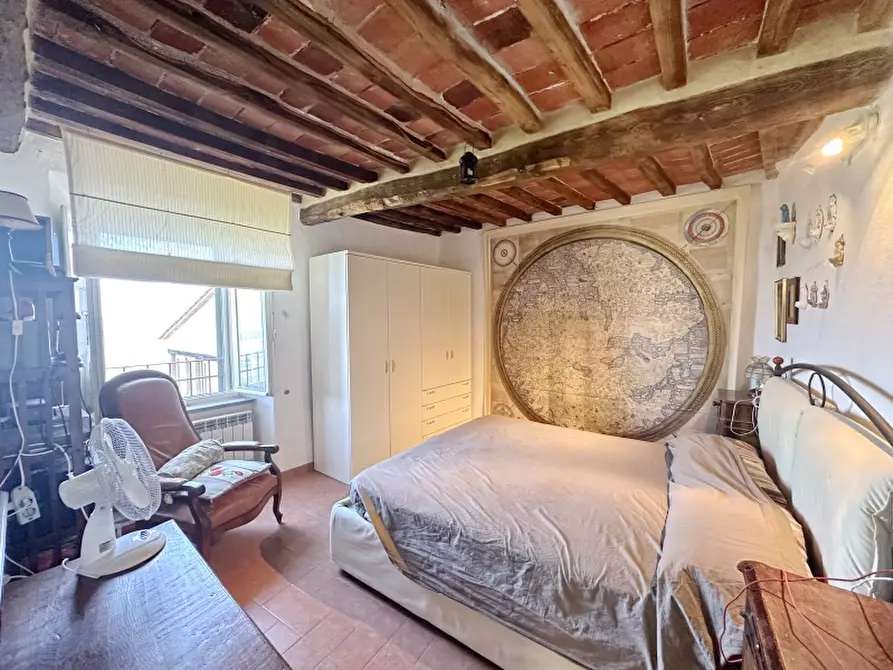 Immagine 16 di Appartamento in vendita  in VIA SAURO 17 a Gavorrano