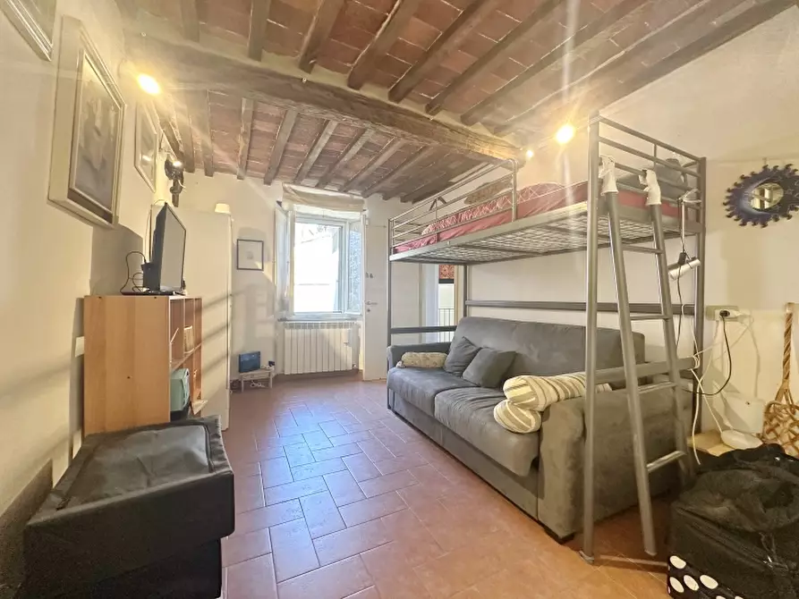 Immagine 18 di Appartamento in vendita  in VIA SAURO 17 a Gavorrano