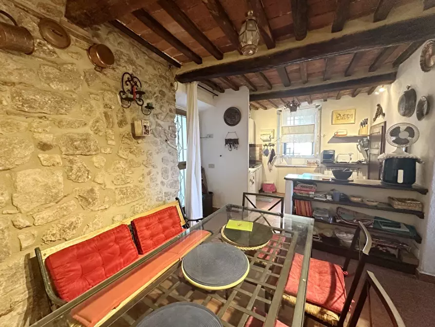 Immagine 5 di Appartamento in vendita  in VIA SAURO 17 a Gavorrano