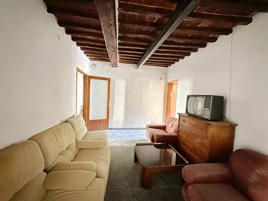 Immagine 15 di Appartamento in vendita  in VIA BANDI 15 a Gavorrano