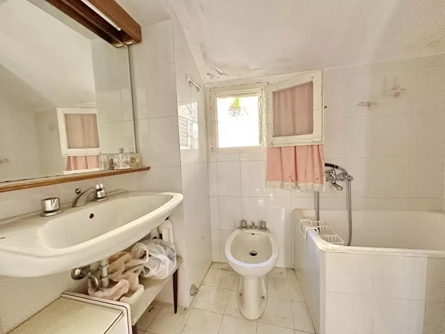 Immagine 10 di Appartamento in vendita  in VIA BANDI 15 a Gavorrano