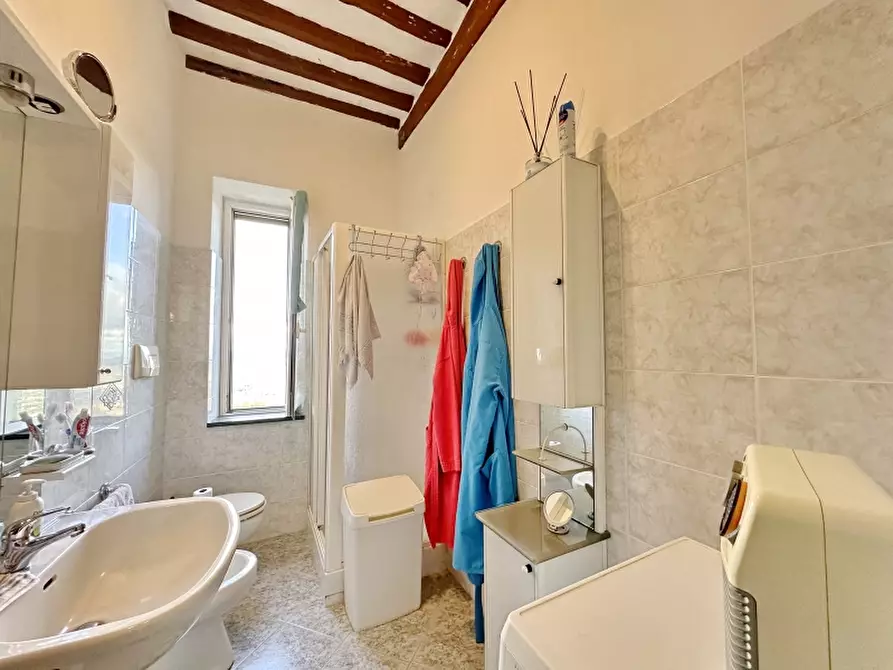 Immagine 10 di Appartamento in vendita  in VIA NAZARIO SAURO 11 a Gavorrano