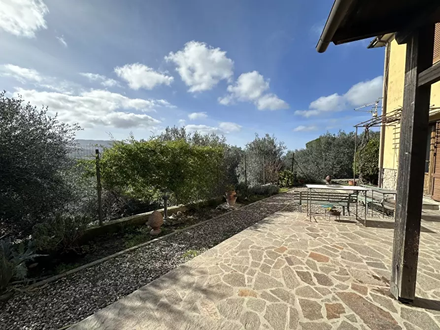 Immagine 3 di Appartamento in vendita  in VIA SAN CARLO 23 a Gavorrano