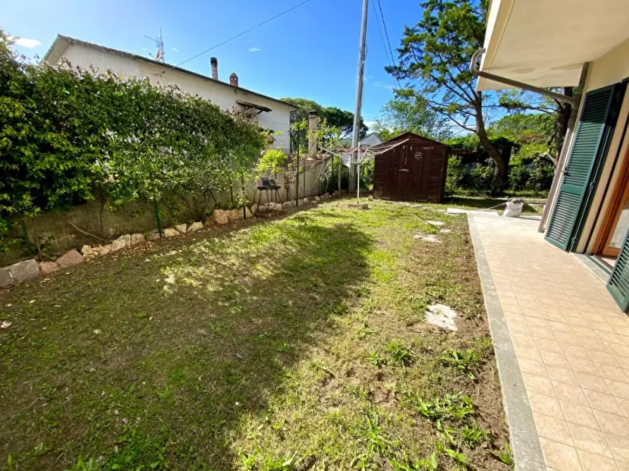 Immagine 2 di Appartamento in vendita  in VIA ROSSINI 16 a Gavorrano