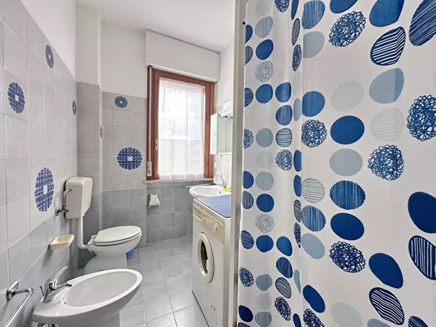 Immagine 13 di Appartamento in vendita  in VIA LAGO DI ALBANO 7 a Follonica