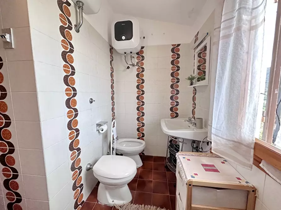 Immagine 10 di Appartamento in vendita  in Via Roma 40 a Gavorrano