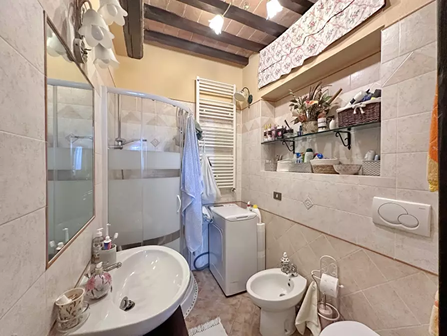 Immagine 10 di Appartamento in vendita  in VIA ROMA 40 a Gavorrano